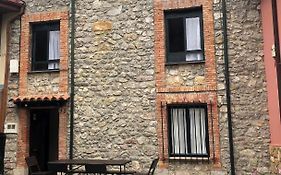 ApartamentosArturo CasaRural Pancarale-Llanes